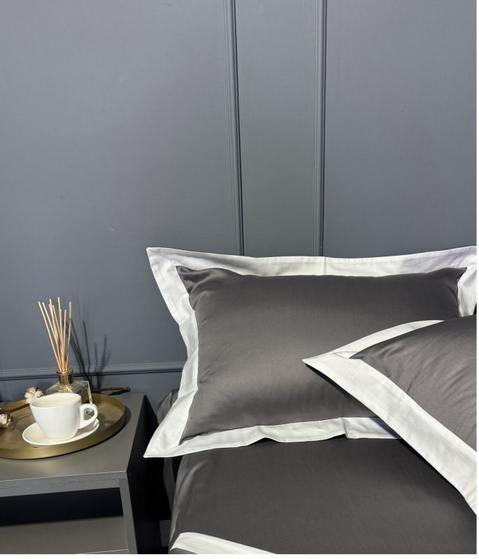 Комплект постільної білизни «МЛС» Півтораспальний Сатин Delux & кольорова рамка