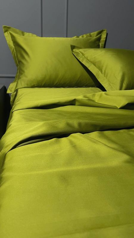 Комплект постільної білизни «МЛС» Сімейний Сатин Delux