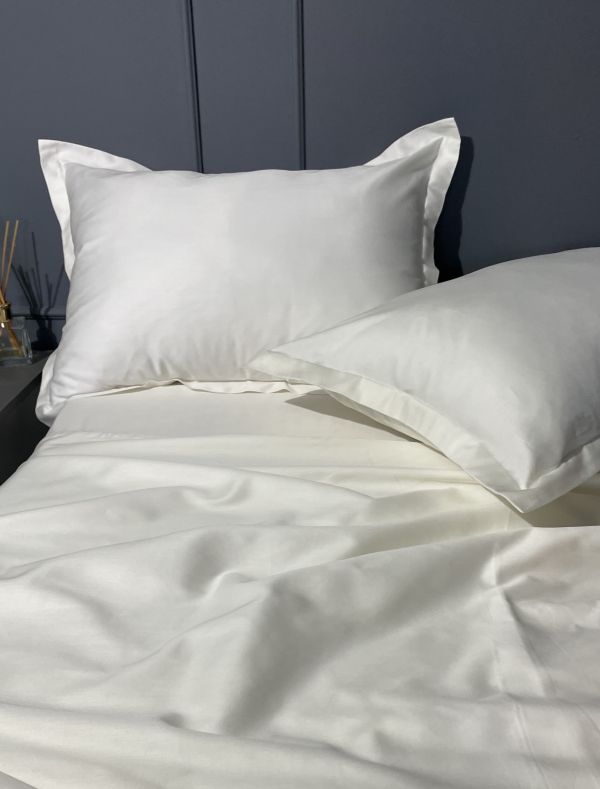 Комплект постільної білизни «МЛС» Двоспальний Сатин Delux