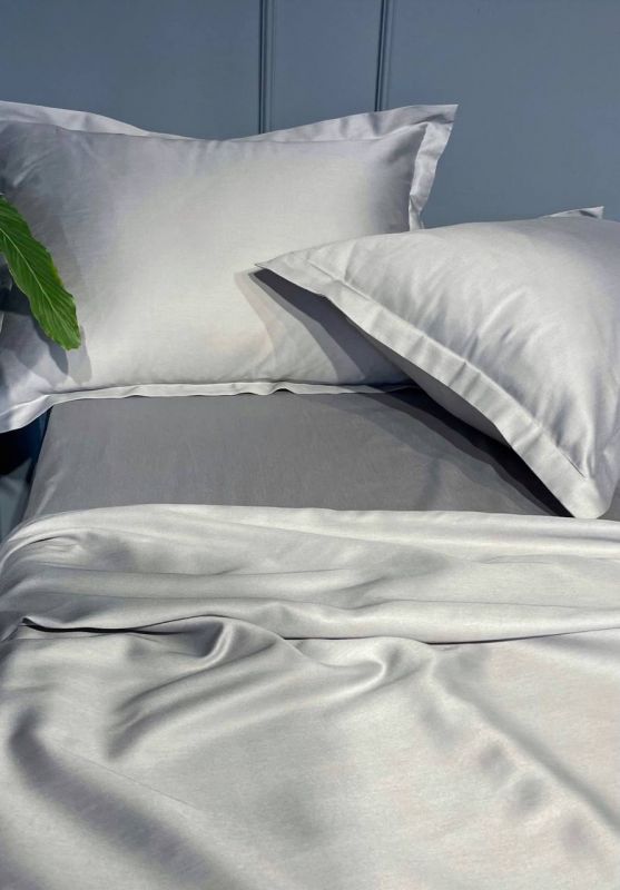 Комплект постільної білизни «МЛС» Сімейний Сатин Delux