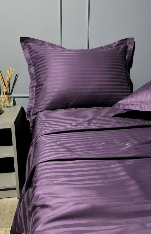 Комплект постільної білизни «МЛС» Сімейний Страйп-Сатин Delux