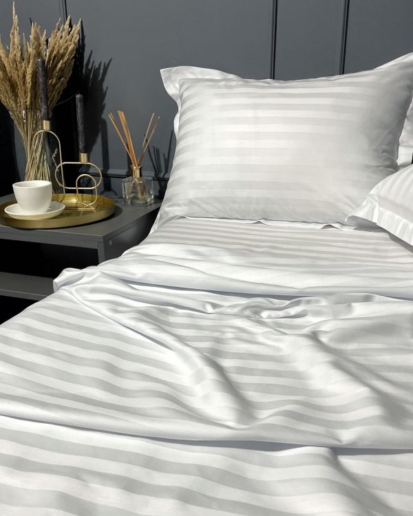 Комплект постільної білизни «МЛС» Євростандарт Страйп-Сатин Delux