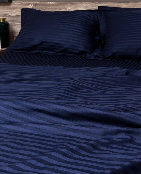 Комплект постільної білизни «МЛС» Сімейний Страйп-Сатин Delux