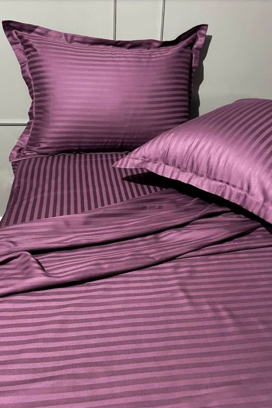 Комплект постільної білизни «МЛС» Півтораспальний Страйп-Сатин Delux
