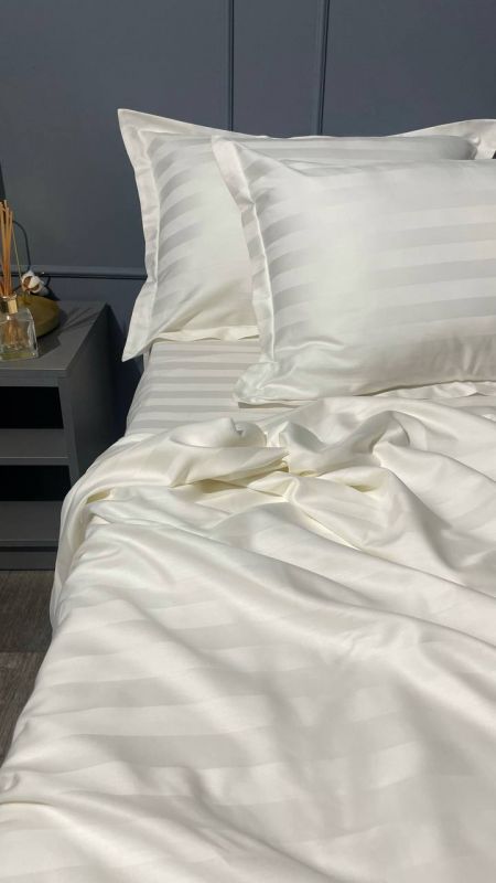 Комплект постільної білизни «МЛС» Євростандарт Страйп-Сатин Delux