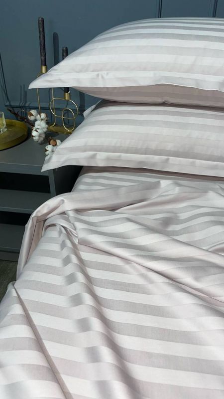 Комплект постільної білизни «МЛС» Півтораспальний Страйп-Сатин Delux